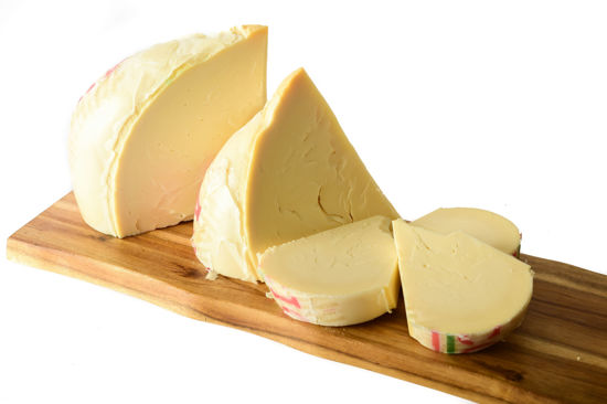 Immagine di AURICCHIO PROVOLONE SEMI PICCANTE